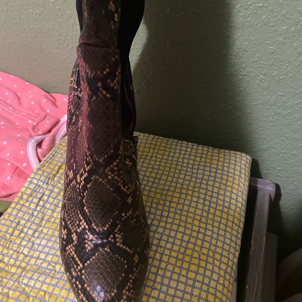 Women’s boot - Picture 4 of 6